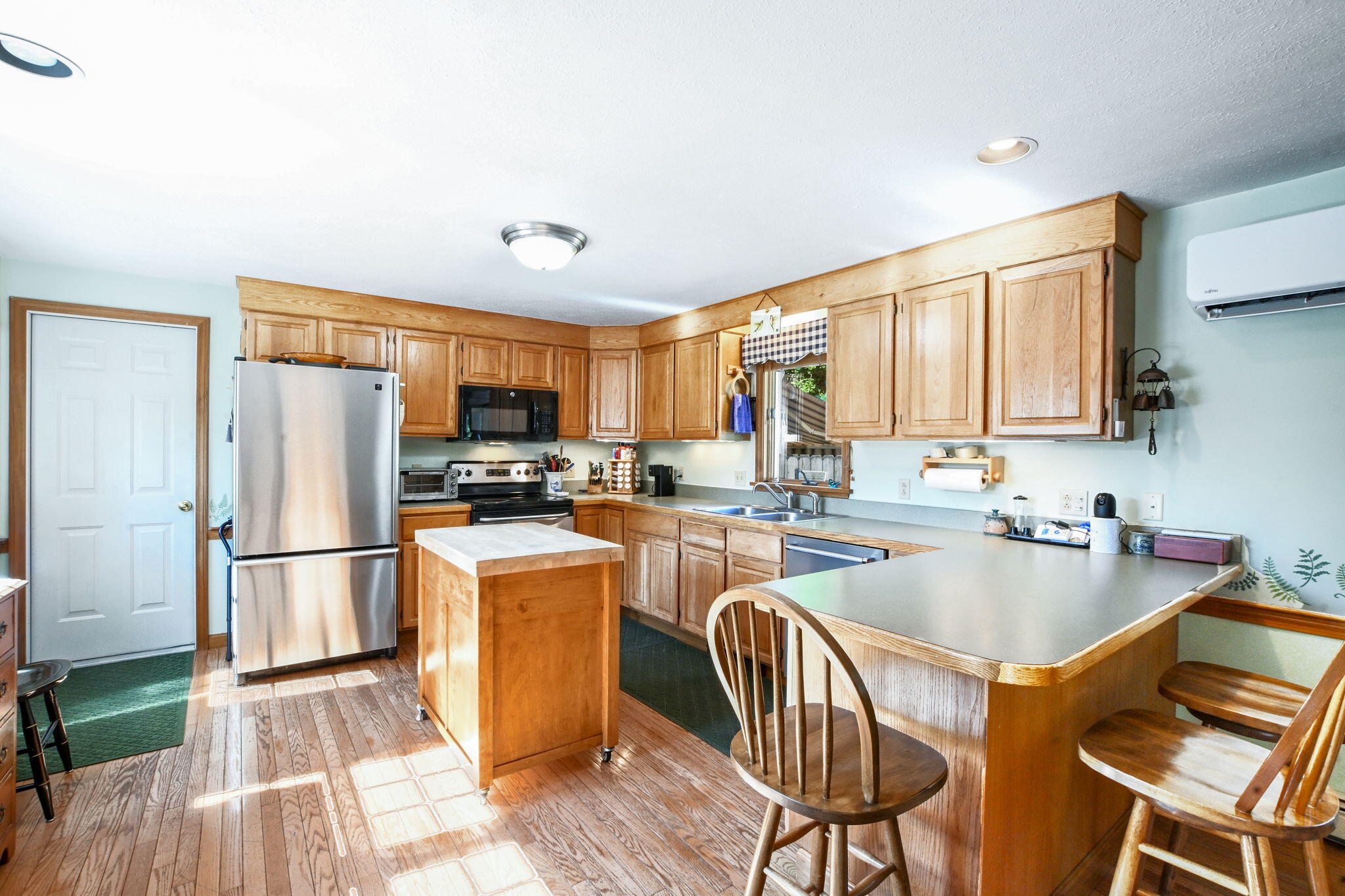 86 Sadys Lane East Falmouth MA 02536
