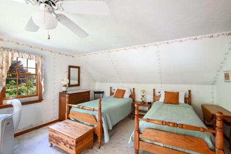 86 Sadys Lane Teaticket MA 02536