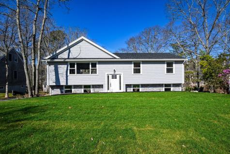 11 Madeline Road Falmouth MA 02536