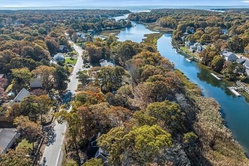 11 Madeline Road Falmouth MA 02536