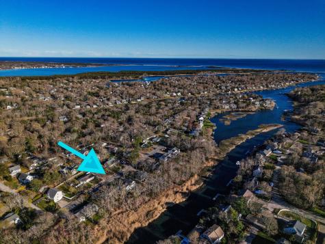 11 Madeline Road Falmouth MA 02536