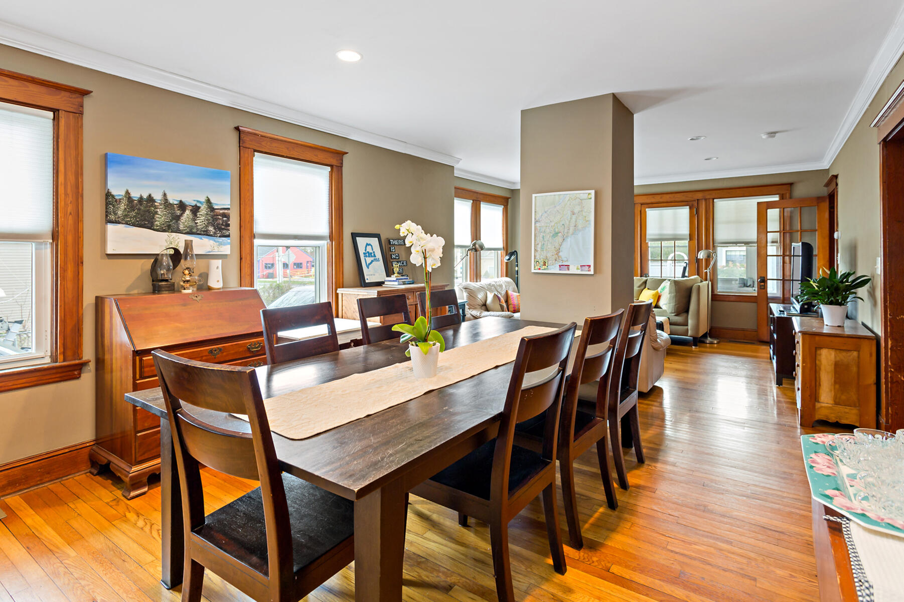 83 Davis Straits Falmouth MA 02540