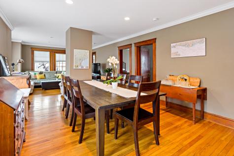 83 Davis Straits Falmouth MA 02540