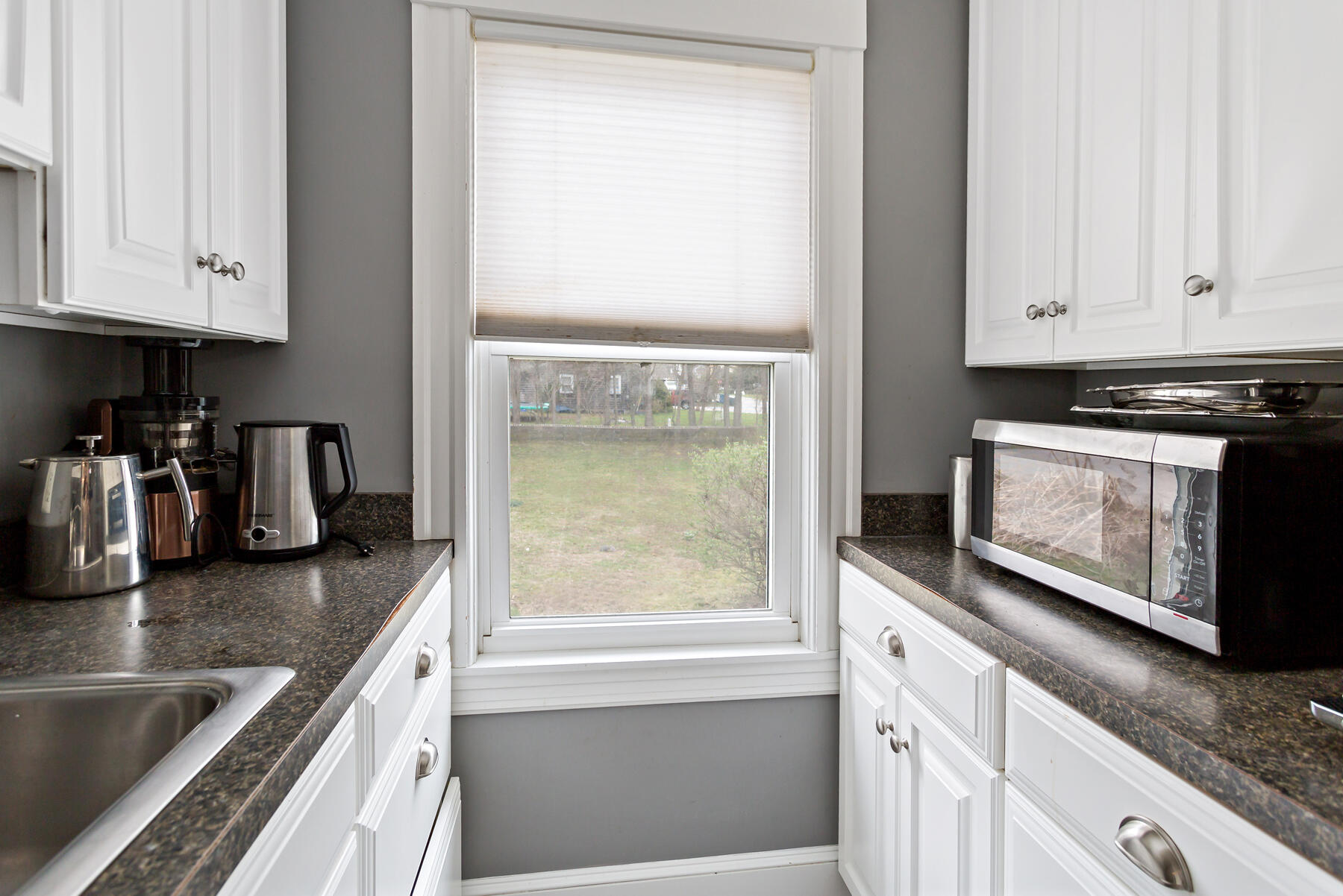 83 Davis Straits Falmouth MA 02540