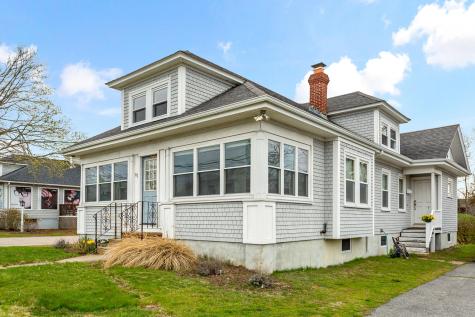 83 Davis Straits Falmouth MA 02540
