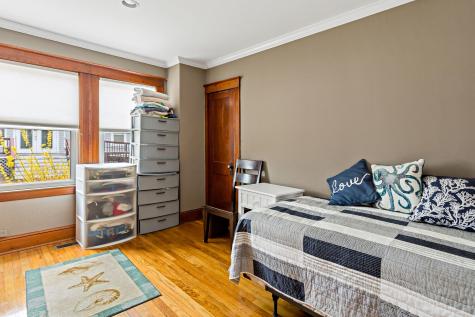 83 Davis Straits Falmouth MA 02540