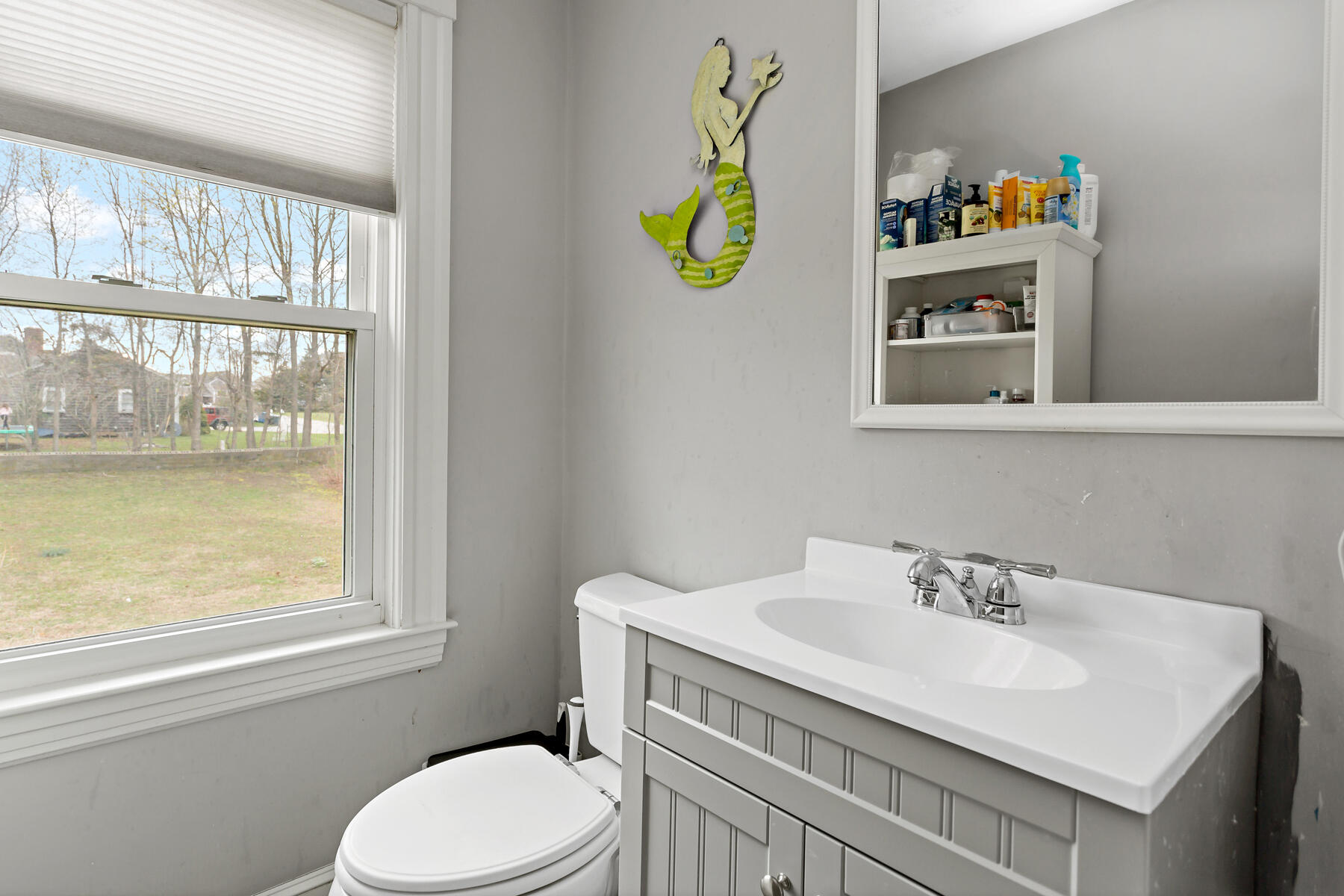 83 Davis Straits Falmouth MA 02540