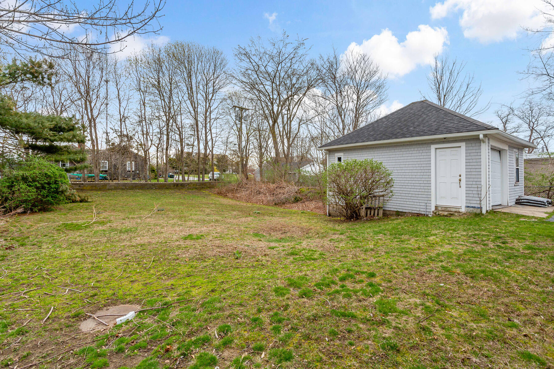 83 Davis Straits Falmouth MA 02540