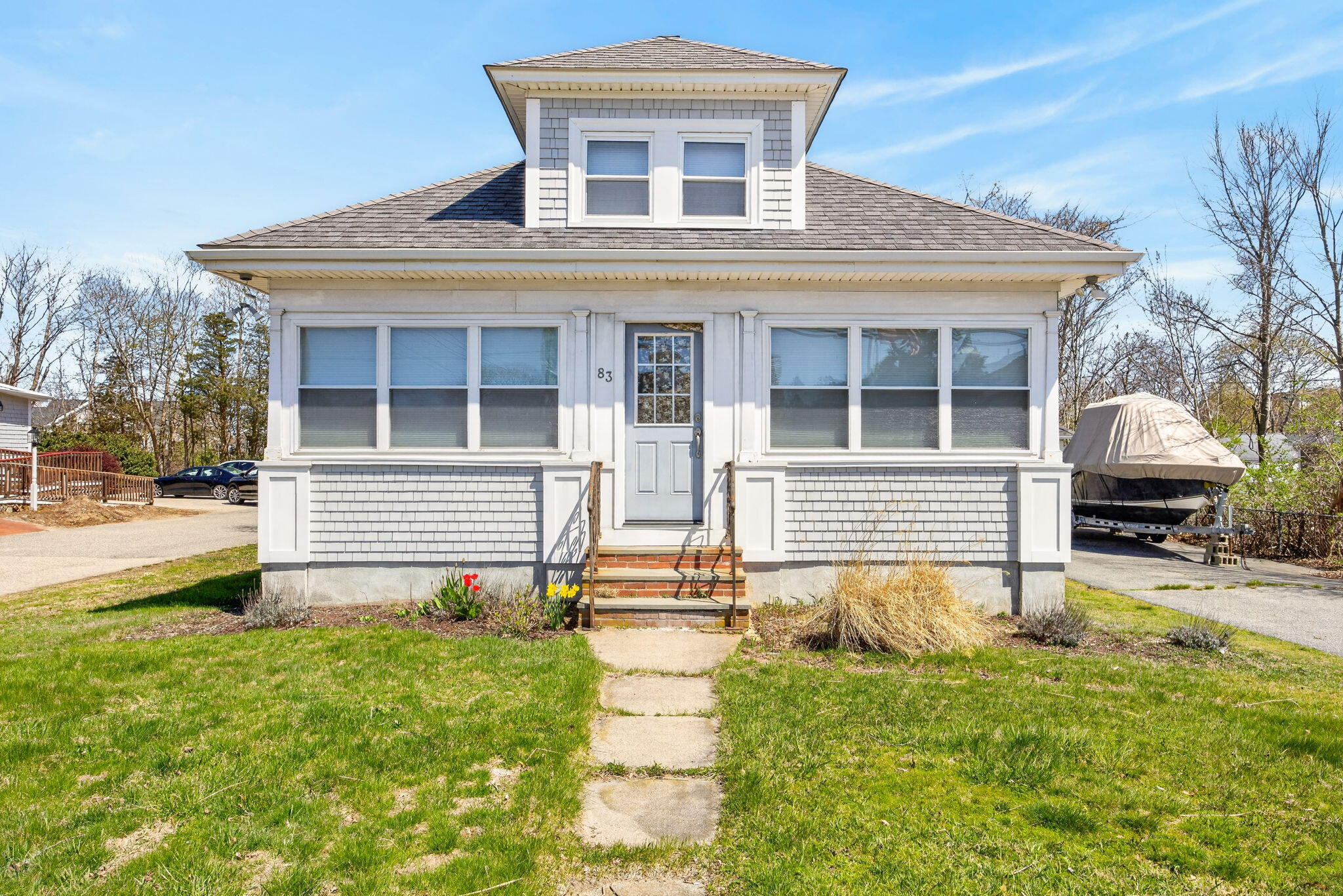 83 Davis Straits Falmouth MA 02540