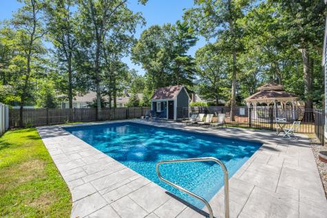 44 Avalon Circle Barnstable MA 02655