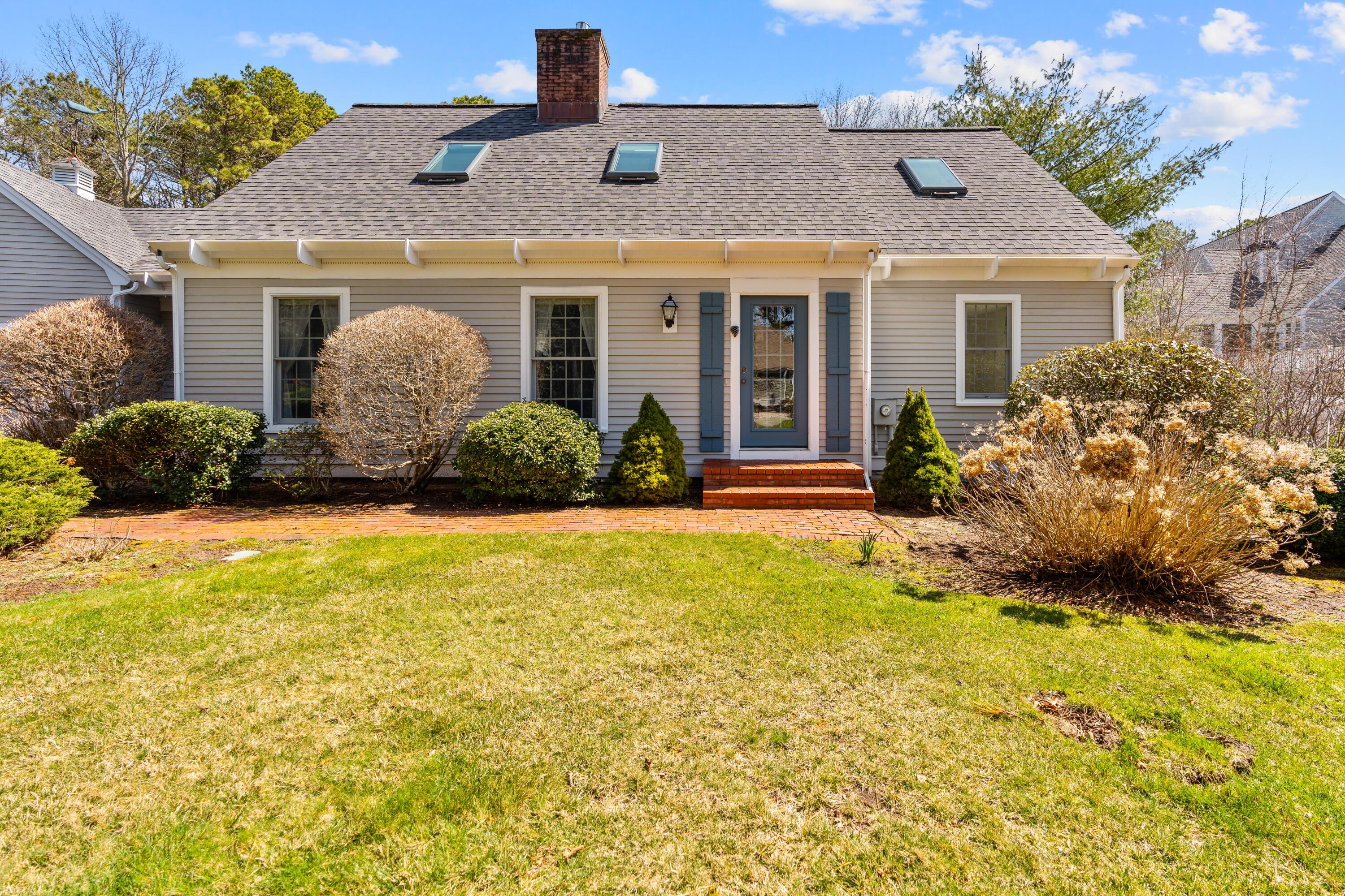 51 Walton Heath Way Mashpee MA 02649