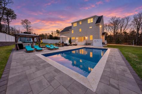 23 Harlow Road Sandwich MA 02563