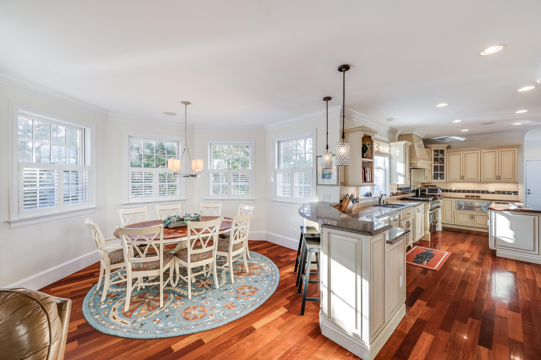 86 Highwood Lane Falmouth MA 02536