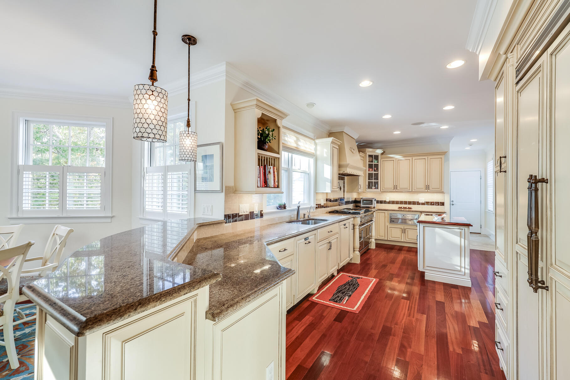 86 Highwood Lane Falmouth MA 02536