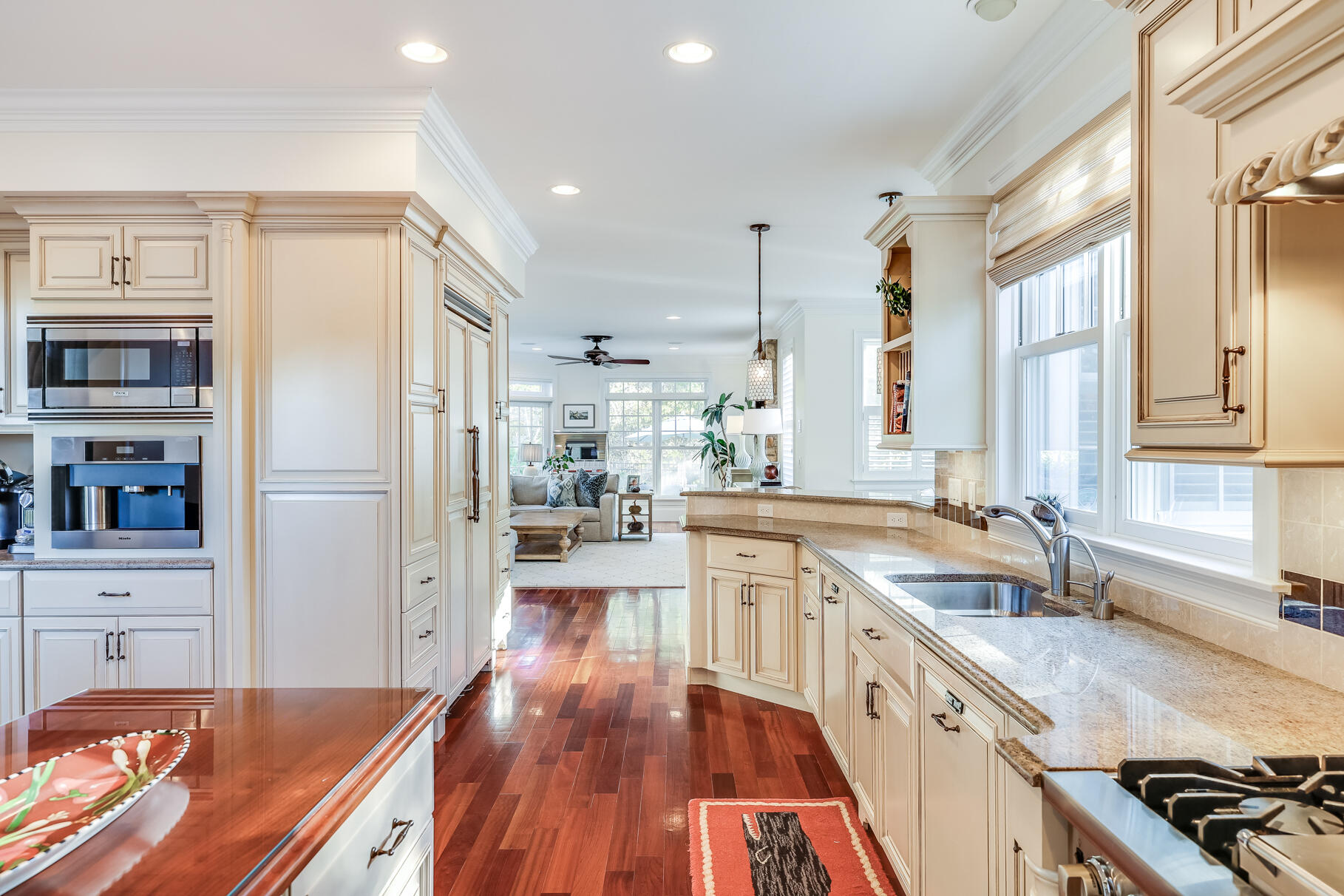 86 Highwood Lane Falmouth MA 02536