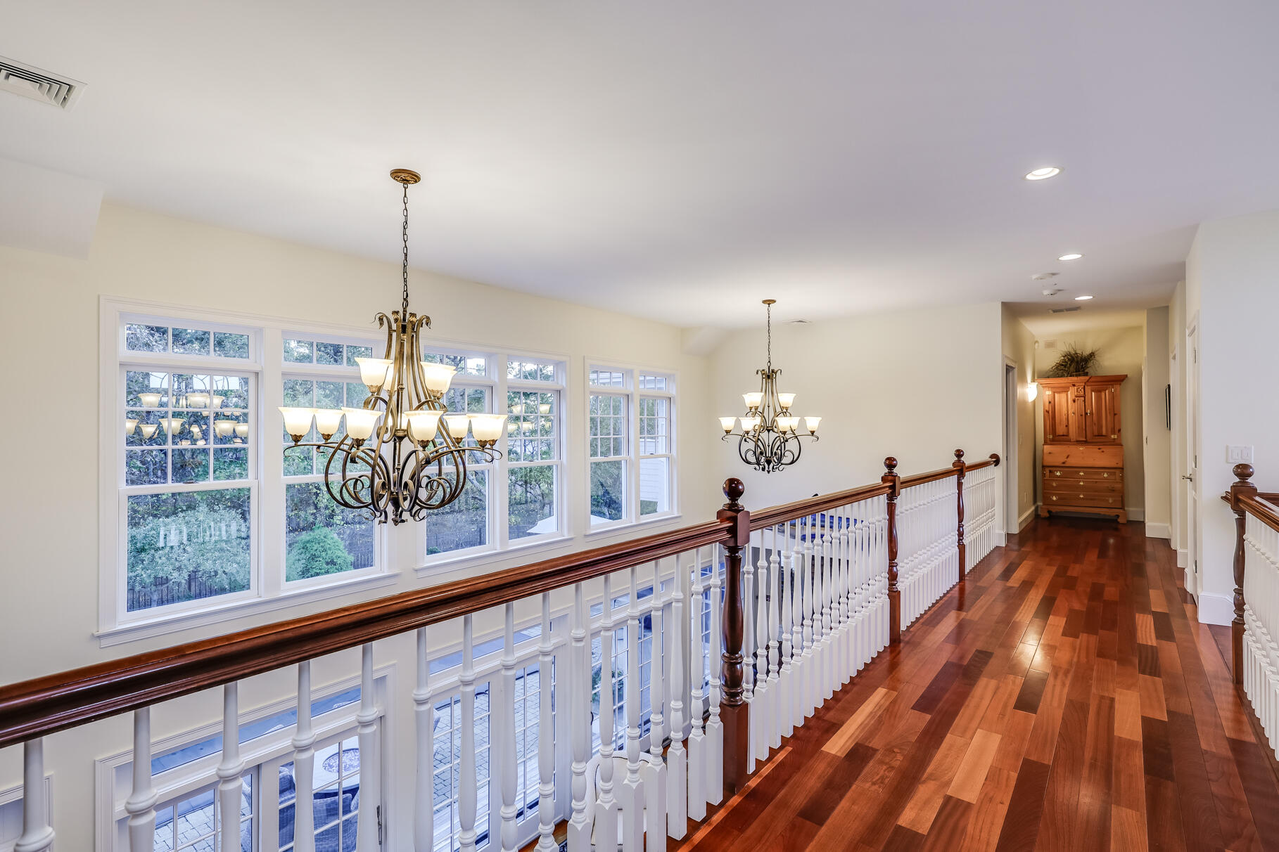 86 Highwood Lane Falmouth MA 02536