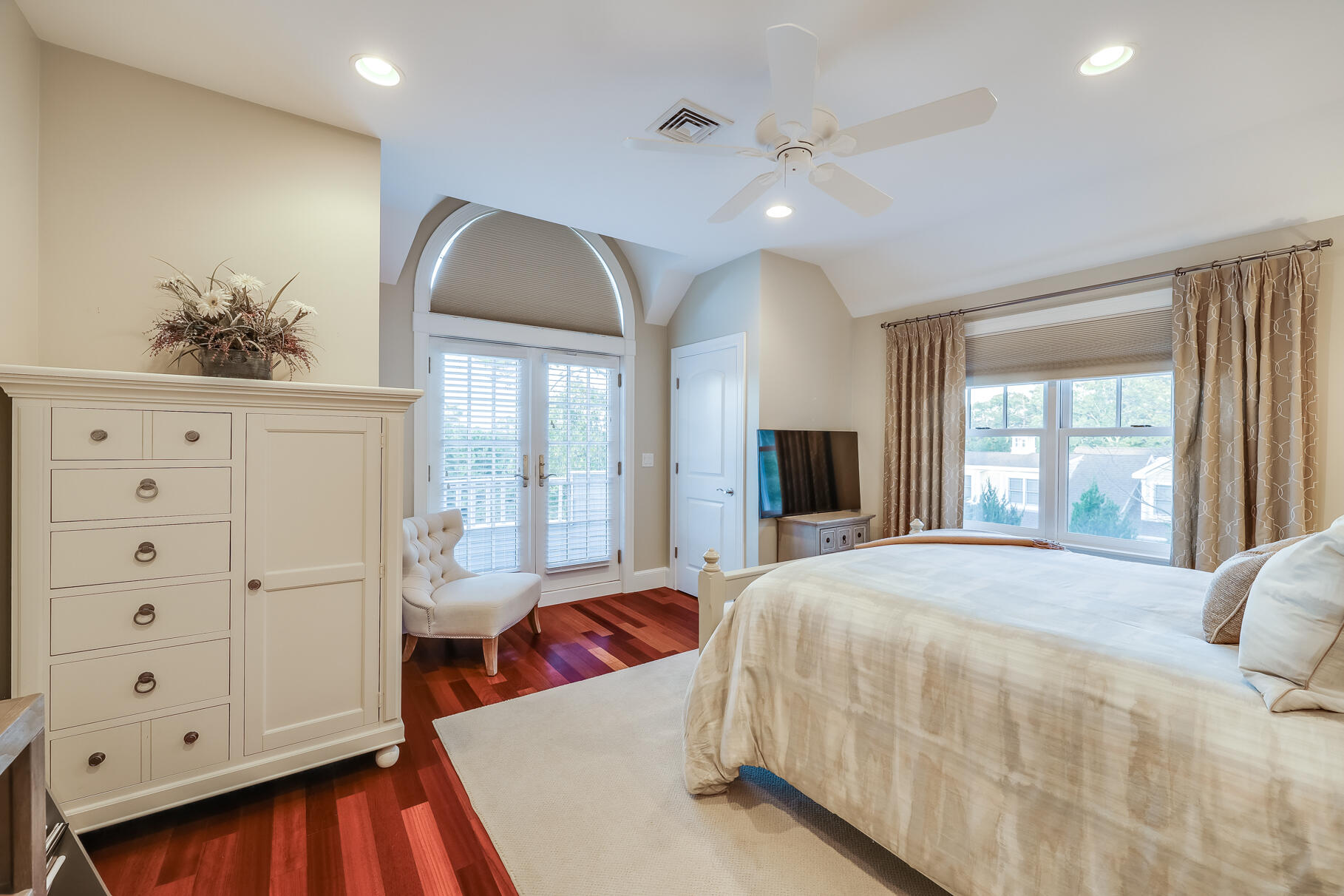 86 Highwood Lane Falmouth MA 02536