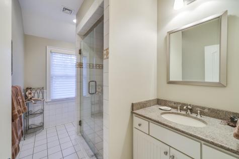 86 Highwood Lane Falmouth MA 02536