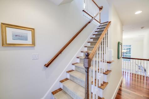 86 Highwood Lane Falmouth MA 02536