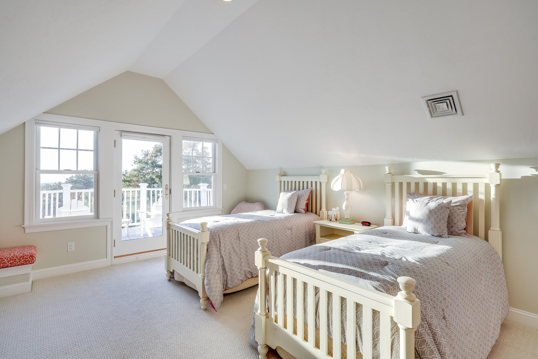 86 Highwood Lane Falmouth MA 02536