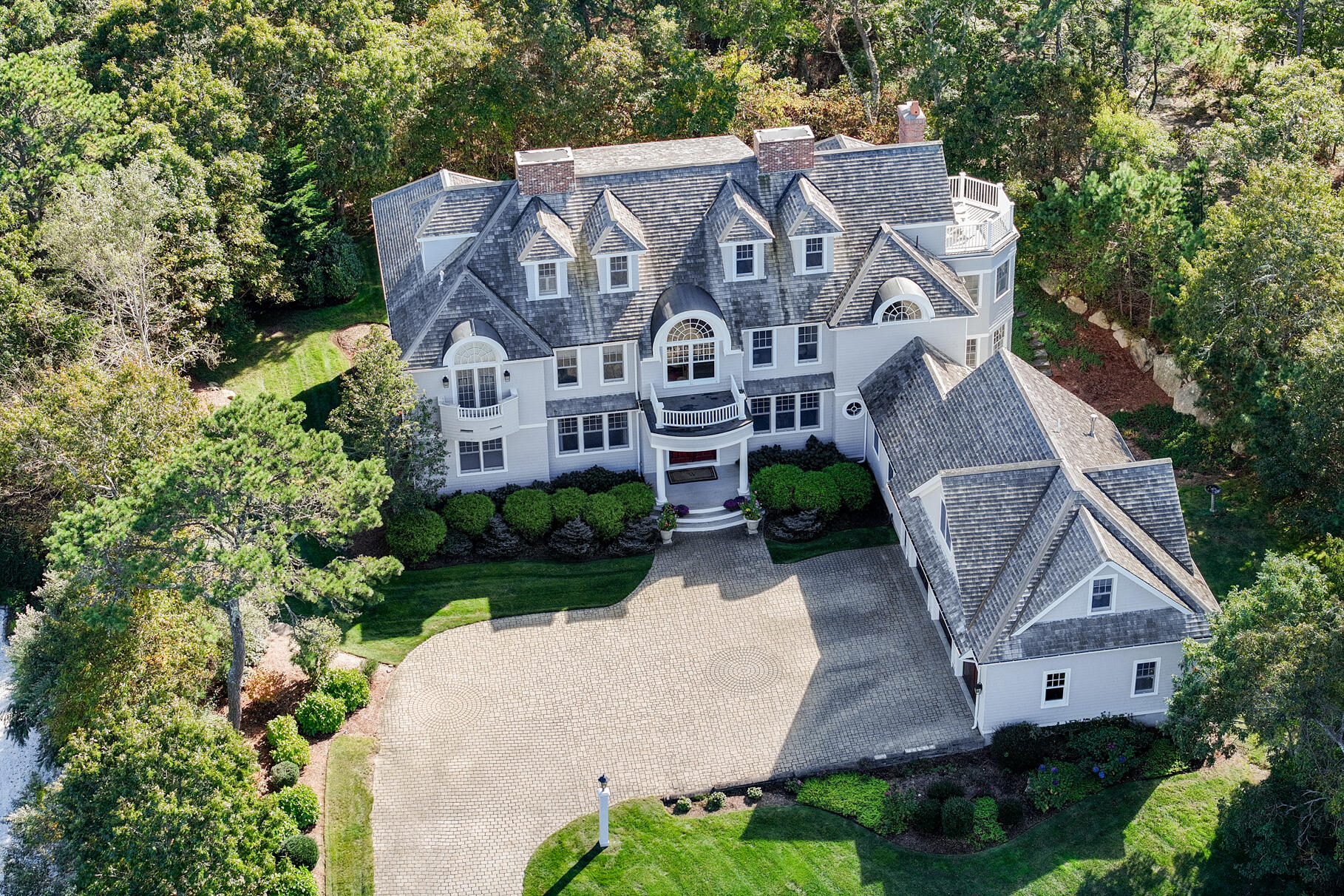 86 Highwood Lane Falmouth MA 02536