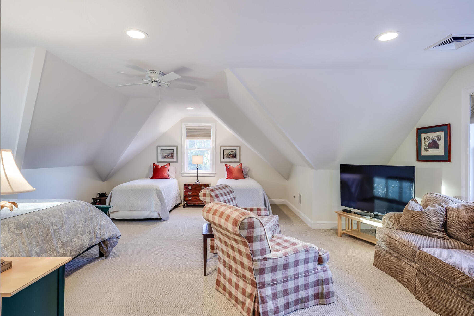 86 Highwood Lane Falmouth MA 02536