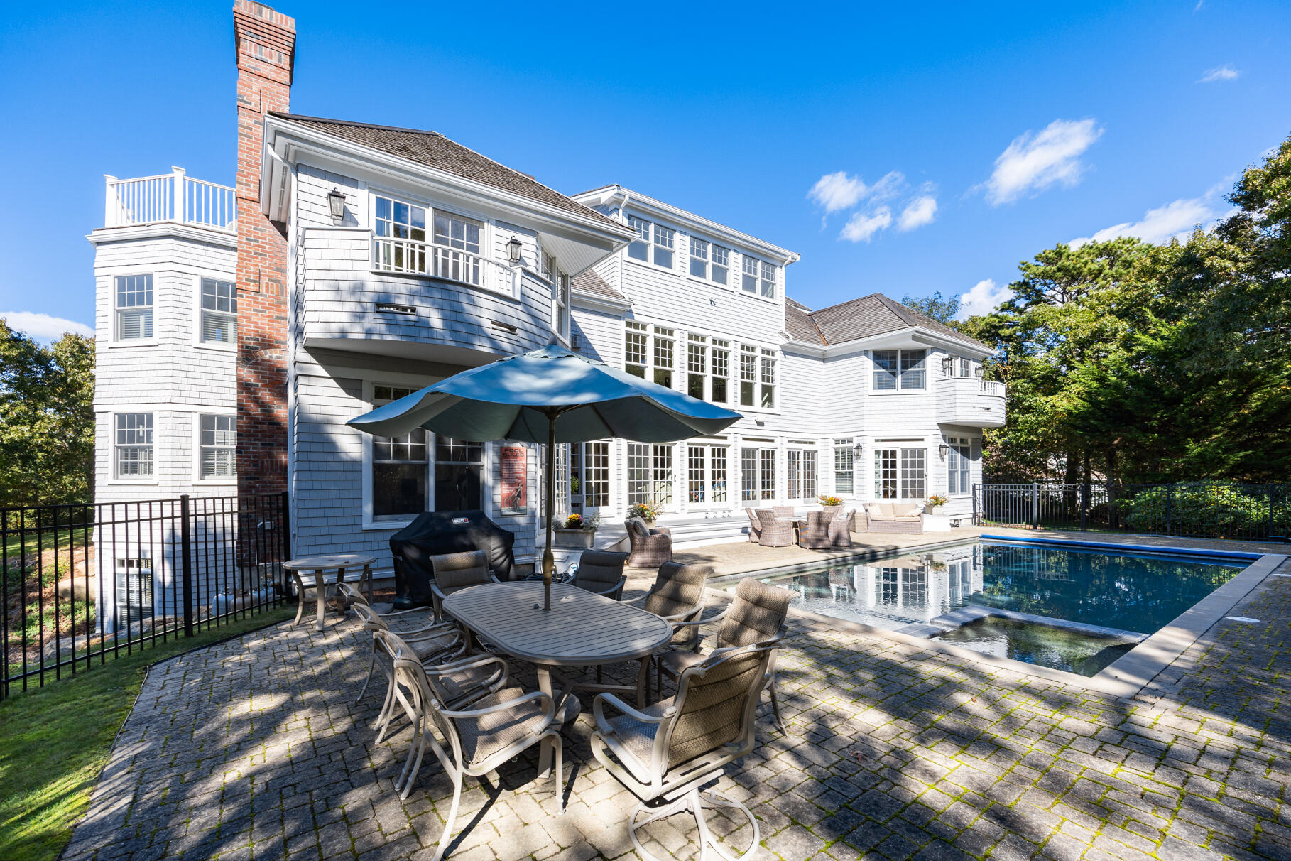 86 Highwood Lane Falmouth MA 02536