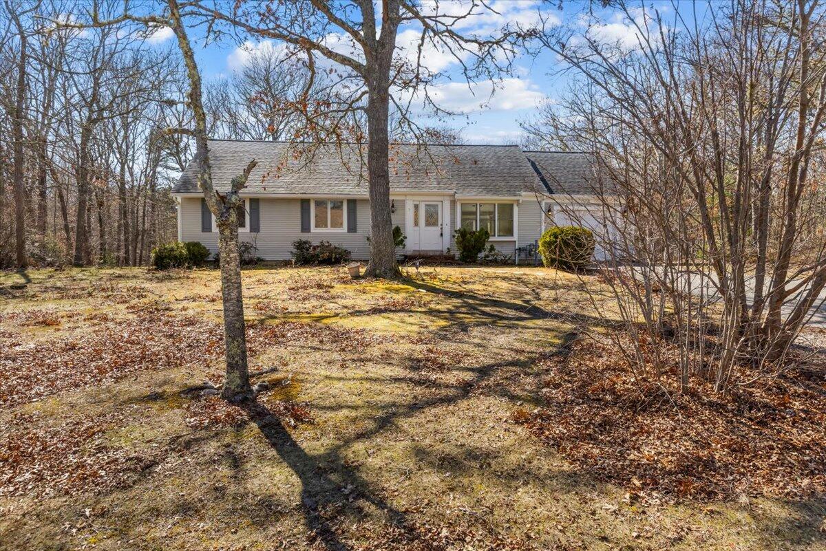 5 Widow Coombs Walk Sandwich MA 02563