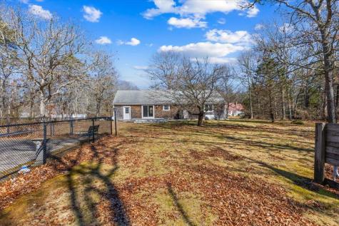 5 Widow Coombs Walk Sandwich MA 02563