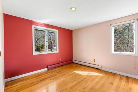 5 Widow Coombs Walk Sandwich MA 02563