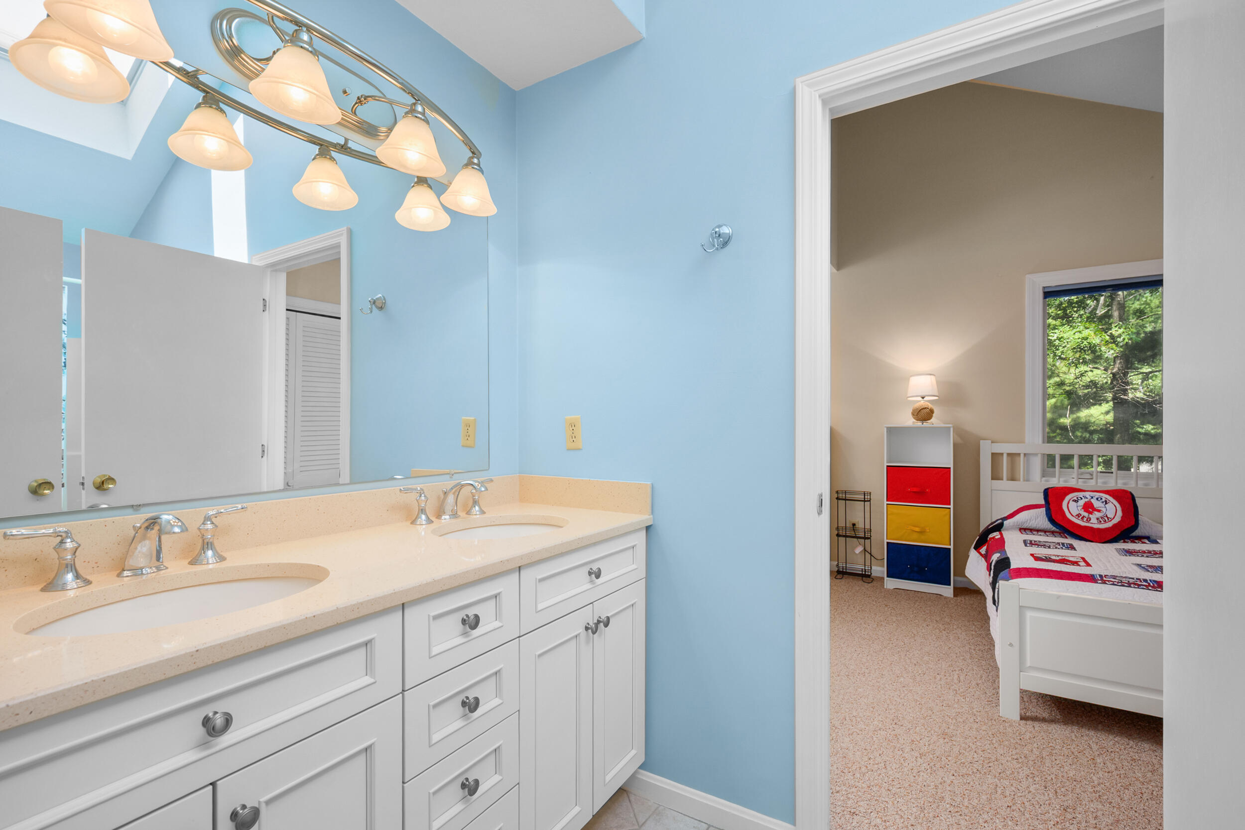 20 Holly Road Mashpee MA 02649