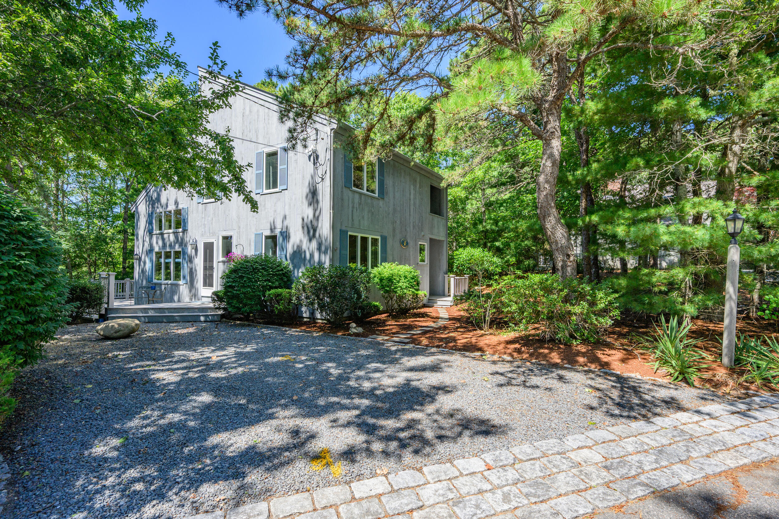 20 Holly Road Mashpee MA 02649