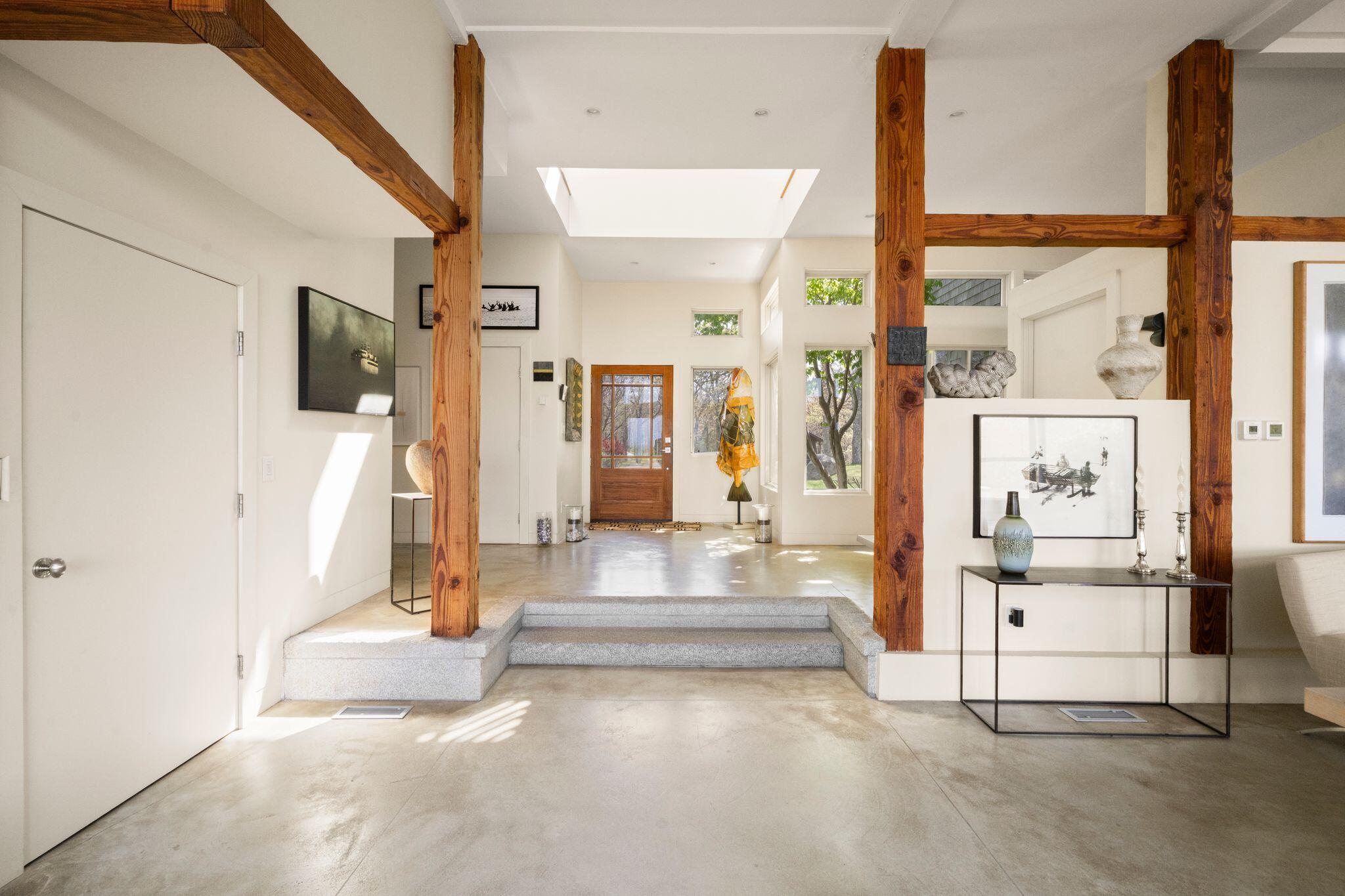 19 Locust Lane Aquinnah MA 02535