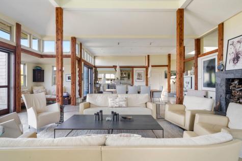 19 Locust Lane Aquinnah MA 02535