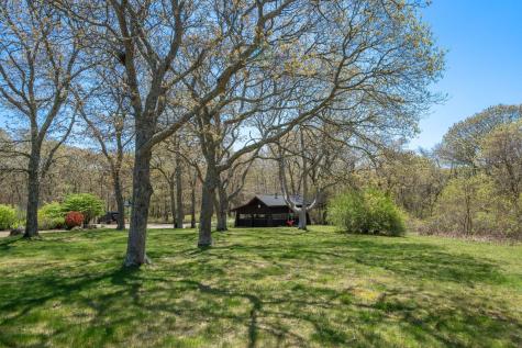 19 Locust Lane Aquinnah MA 02535