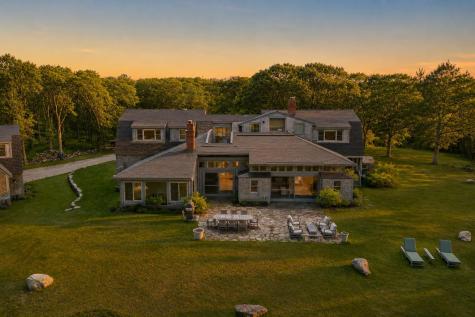 19 Locust Lane Aquinnah MA 02535