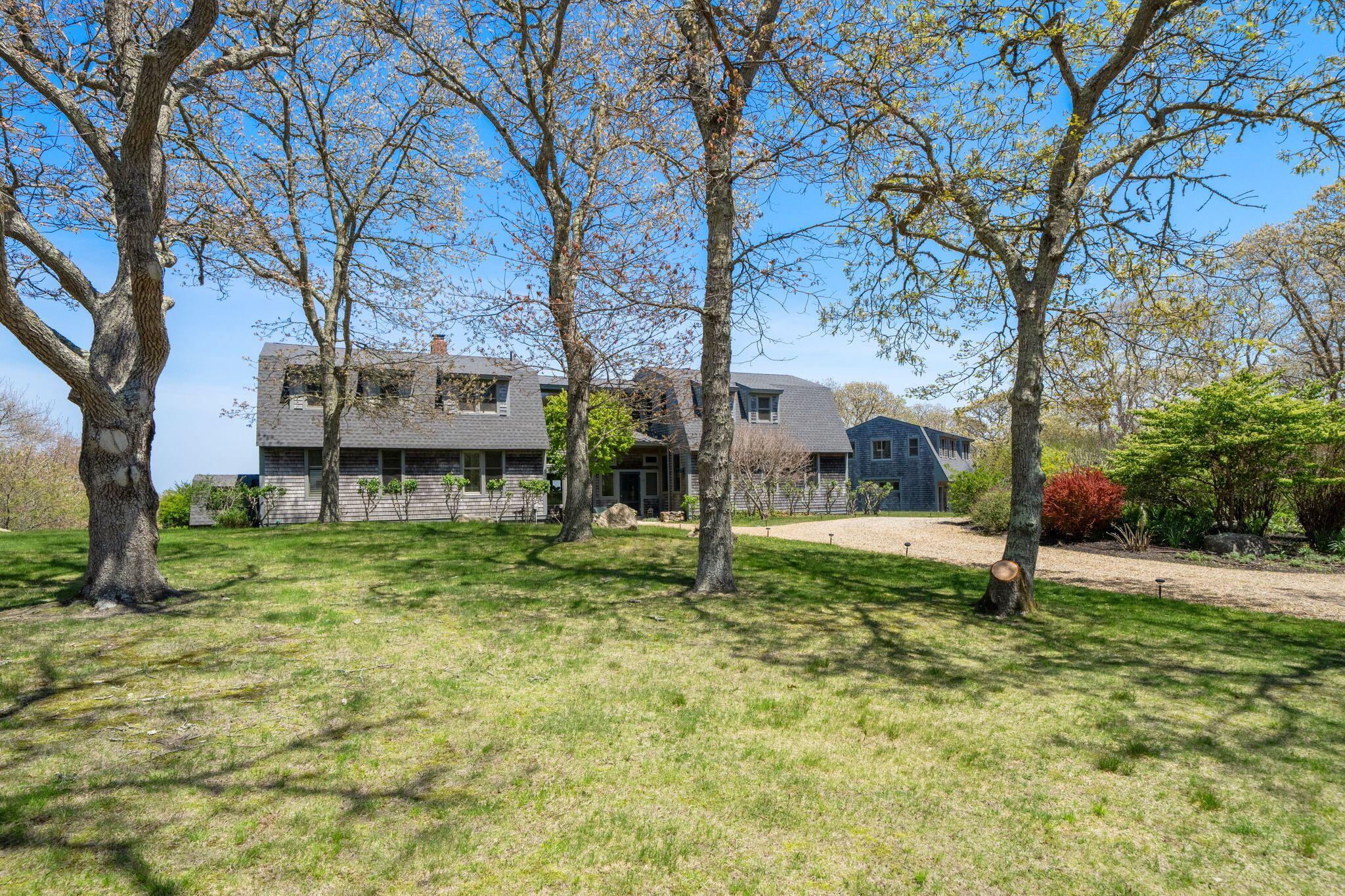 19 Locust Lane Aquinnah MA 02535