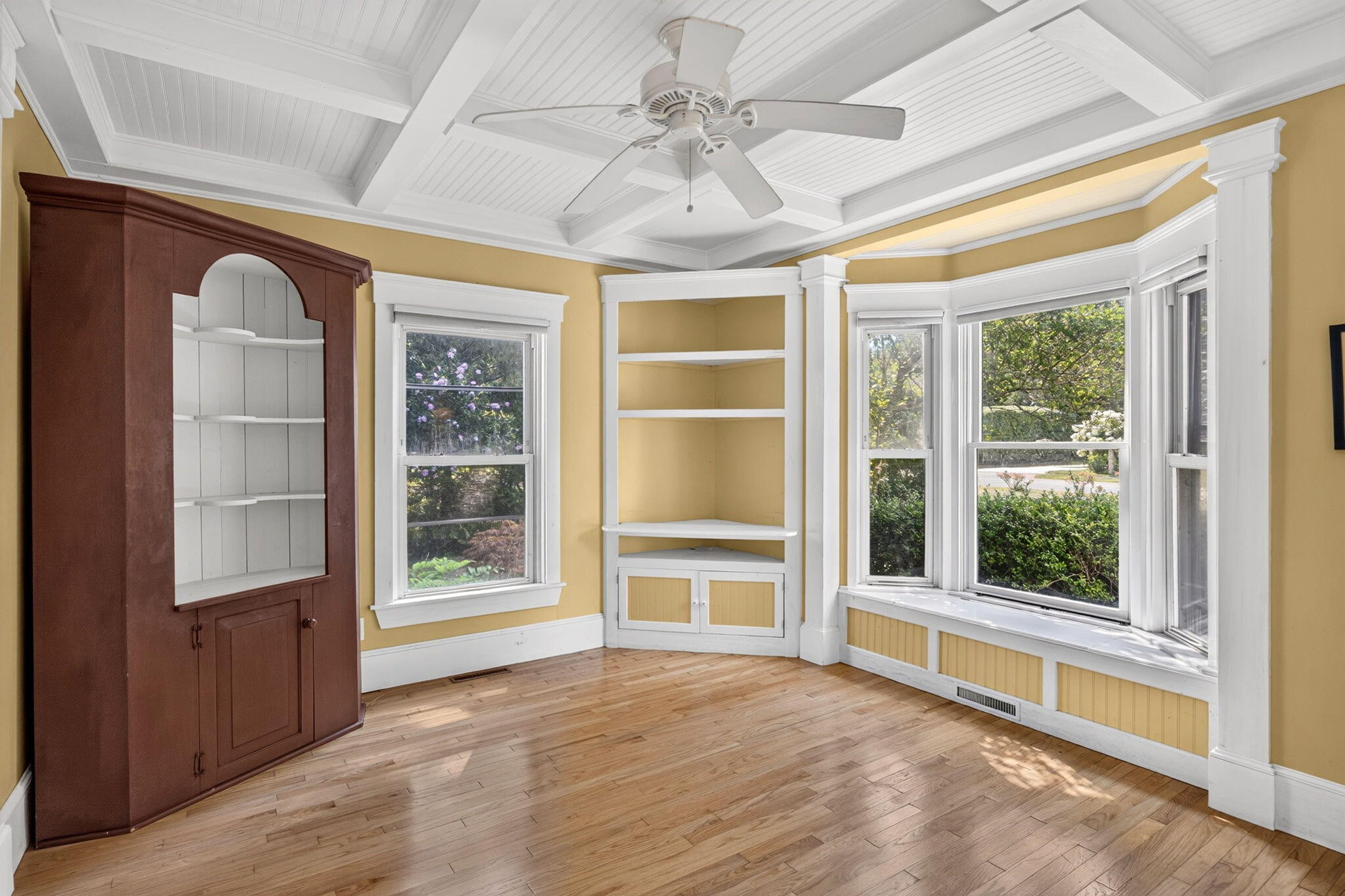 658 Main Street Harwich MA 02645