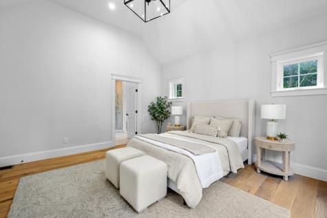 28 Country Farm Road Forestdale MA 02644