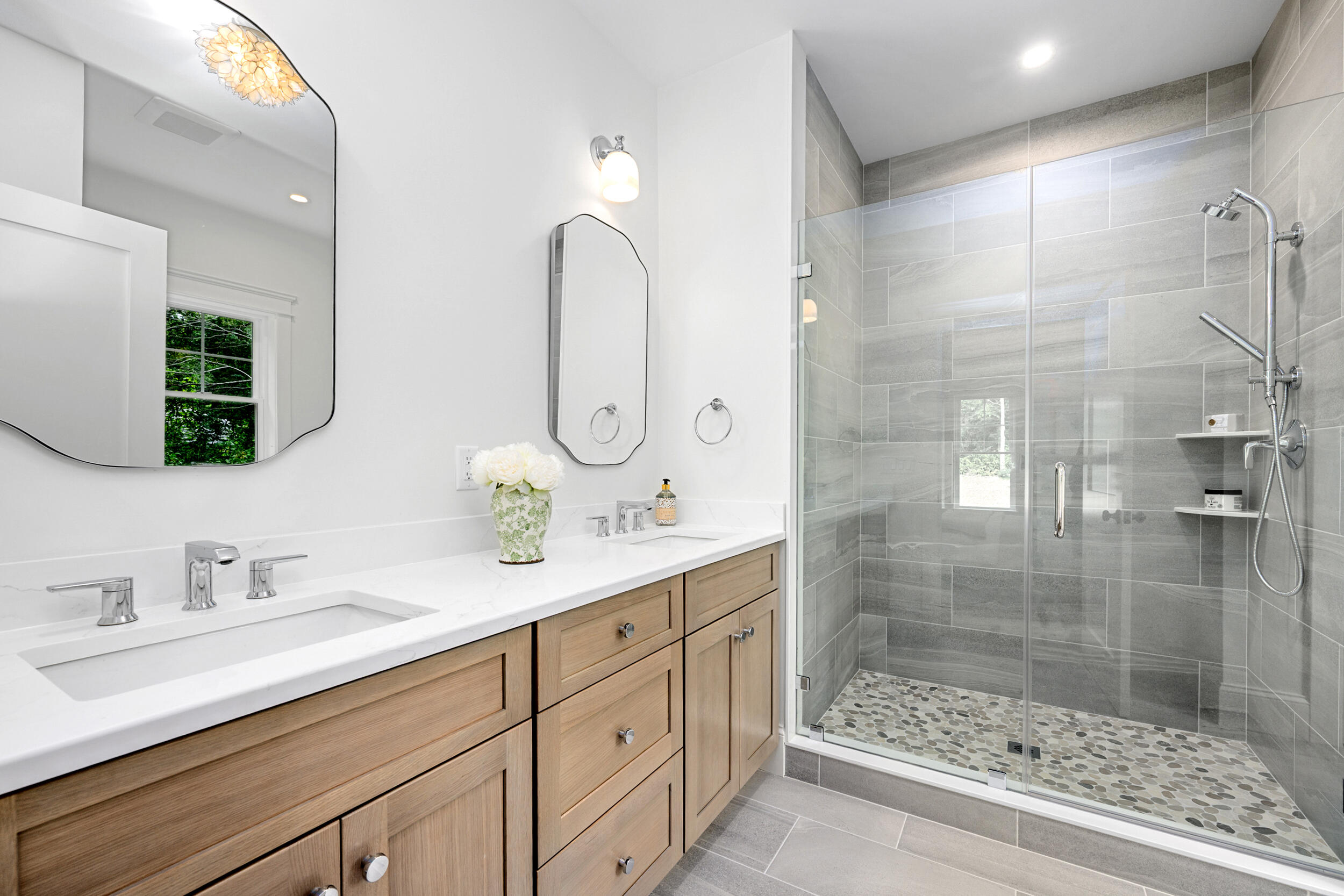 28 Country Farm Road Forestdale MA 02644