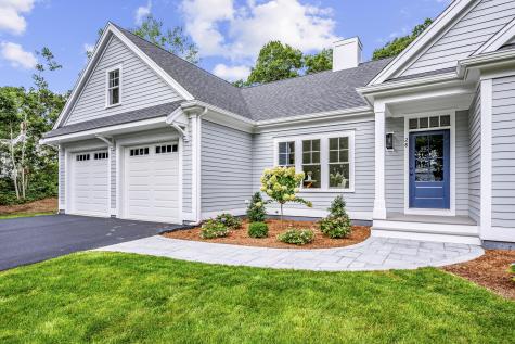 28 Country Farm Road Forestdale MA 02644