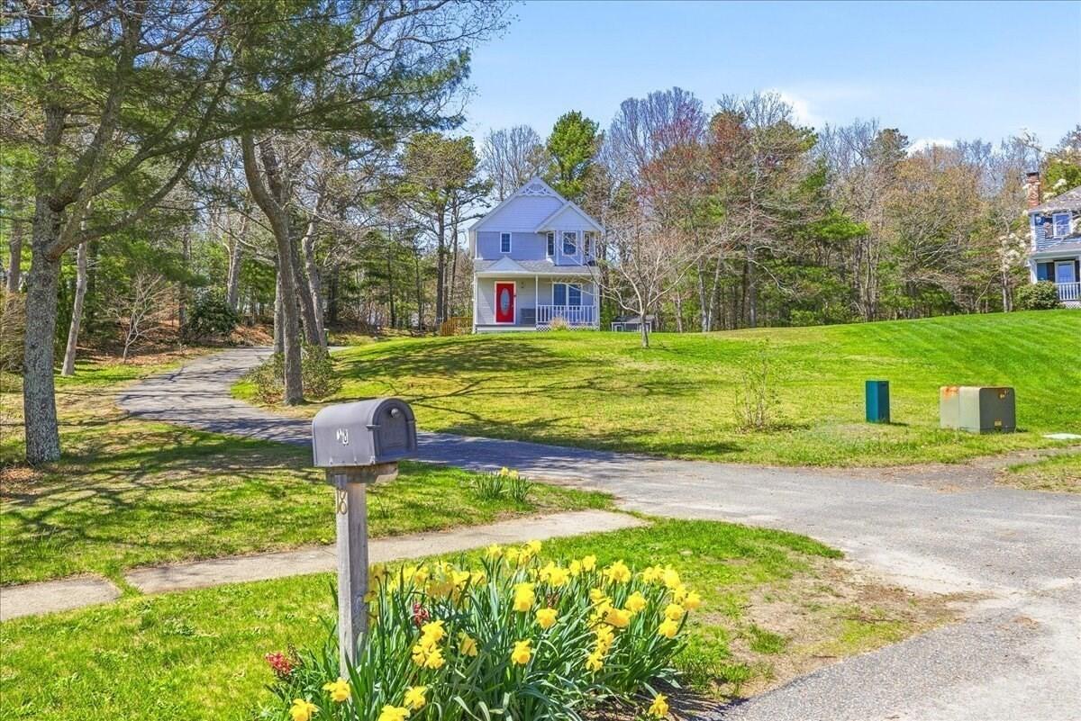 18 White Violet Lane Plymouth MA 02360