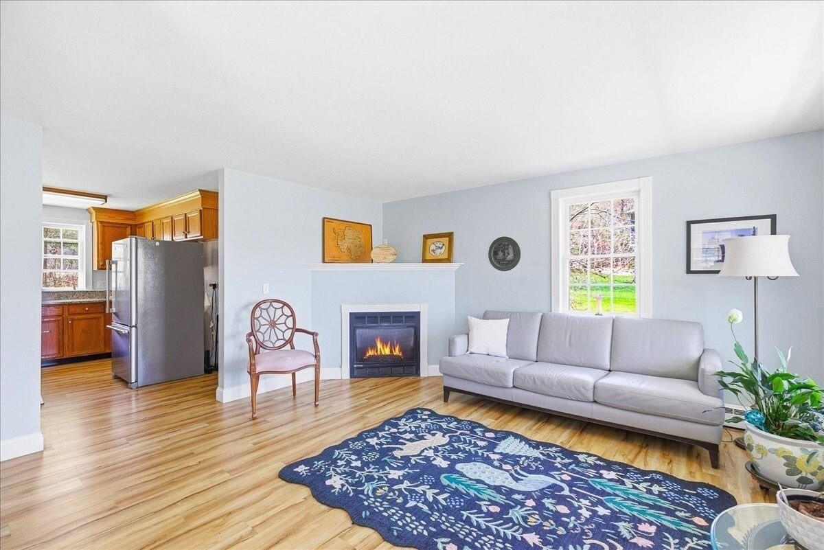 18 White Violet Lane Plymouth MA 02360