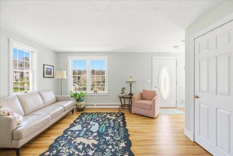 18 White Violet Lane Plymouth MA 02360