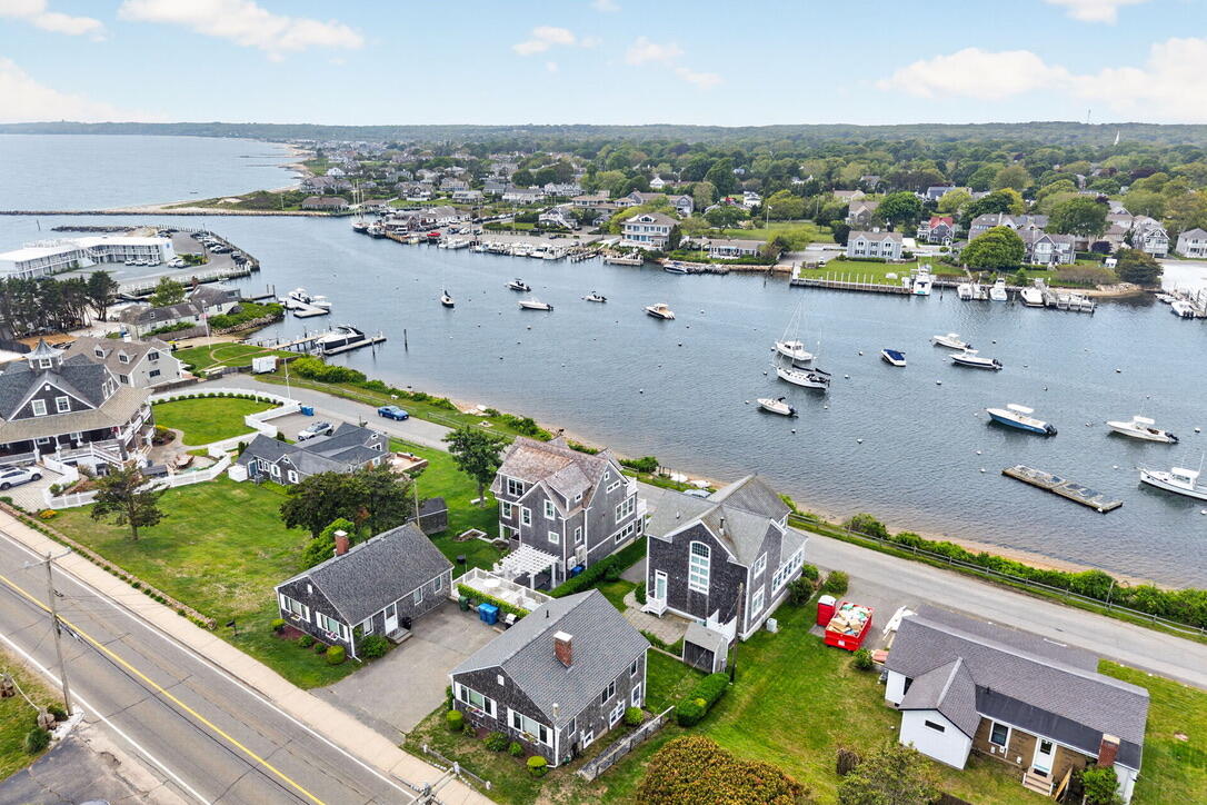 424 & 426 Grand Avenue Falmouth MA 02540