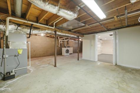 71 Clifford Street Yarmouth MA 02664