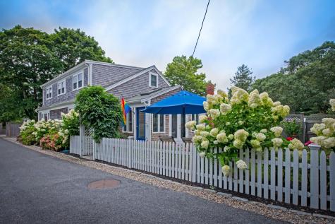 34 Hancock Street Provincetown MA 02657