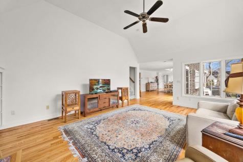 8 Telegraph Hill Road Sandwich MA 02563