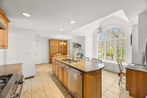 8 Telegraph Hill Road Sandwich MA 02563