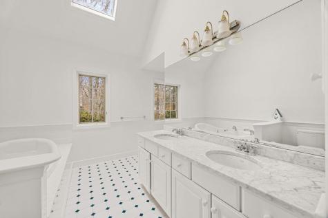 8 Telegraph Hill Road Sandwich MA 02563